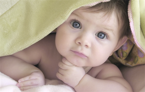 温州供卵助孕哪家医院好：发烧的婴儿可以采用哪些物理降温方法？如果出现以下4种情况，应立即去看医生